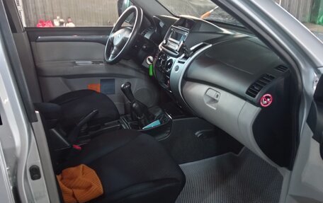 Mitsubishi Pajero Sport II рестайлинг, 2015 год, 2 100 000 рублей, 7 фотография