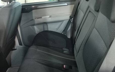 Mitsubishi Pajero Sport II рестайлинг, 2015 год, 2 100 000 рублей, 14 фотография