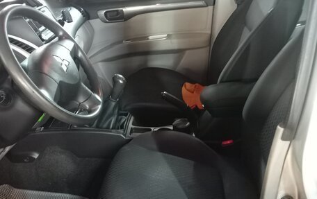 Mitsubishi Pajero Sport II рестайлинг, 2015 год, 2 100 000 рублей, 12 фотография