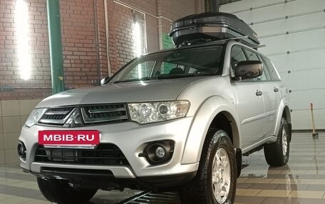 Mitsubishi Pajero Sport II рестайлинг, 2015 год, 2 100 000 рублей, 24 фотография