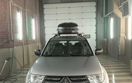 Mitsubishi Pajero Sport II рестайлинг, 2015 год, 2 100 000 рублей, 23 фотография