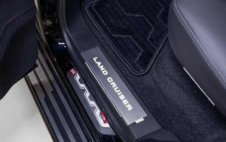Toyota Land Cruiser, 2025 год, 15 000 000 рублей, 23 фотография