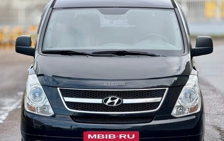 Hyundai Grand Starex Grand Starex I рестайлинг 2, 2014 год, 2 350 000 рублей, 3 фотография