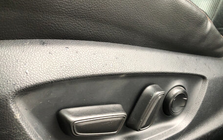 Toyota Camry, 2019 год, 2 100 000 рублей, 14 фотография