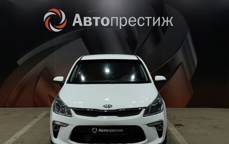 KIA Rio IV, 2017 год, 1 050 000 рублей, 2 фотография