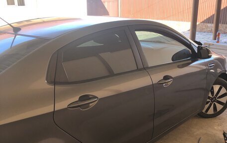 KIA Rio III рестайлинг, 2013 год, 1 000 000 рублей, 6 фотография