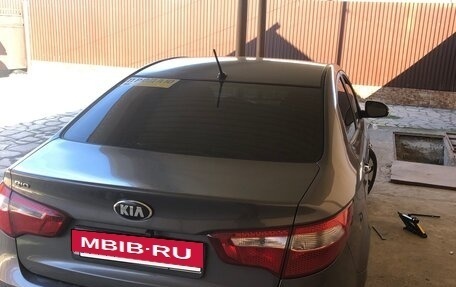 KIA Rio III рестайлинг, 2013 год, 1 000 000 рублей, 5 фотография