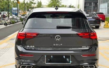 Volkswagen Golf VIII, 2023 год, 1 990 000 рублей, 11 фотография