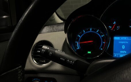 Chevrolet Cruze II, 2013 год, 899 000 рублей, 21 фотография