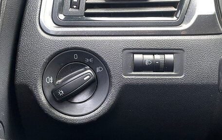 Skoda Rapid I, 2014 год, 1 029 000 рублей, 23 фотография