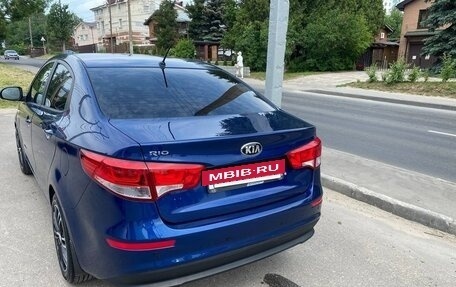 KIA Rio III рестайлинг, 2015 год, 990 000 рублей, 5 фотография