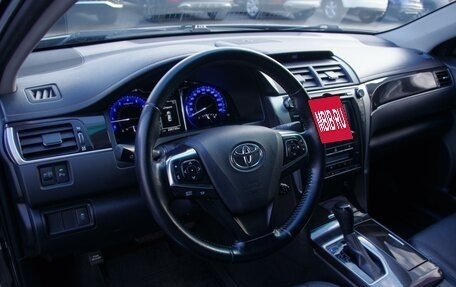 Toyota Camry, 2016 год, 1 929 000 рублей, 6 фотография