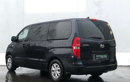 Hyundai H-1 II рестайлинг, 2019 год, 3 150 000 рублей, 7 фотография