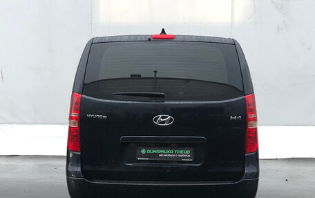 Hyundai H-1 II рестайлинг, 2019 год, 3 150 000 рублей, 6 фотография