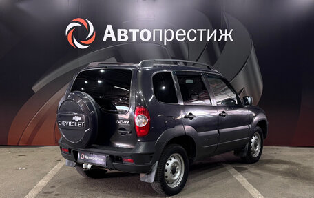 Chevrolet Niva I рестайлинг, 2019 год, 740 000 рублей, 4 фотография