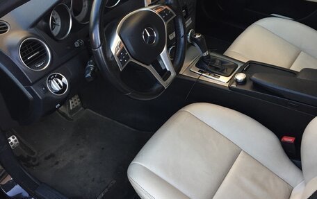 Mercedes-Benz C-Класс, 2012 год, 1 850 000 рублей, 5 фотография