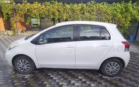 Toyota Vitz, 2009 год, 580 000 рублей, 3 фотография