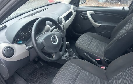 Renault Logan I, 2011 год, 390 000 рублей, 15 фотография