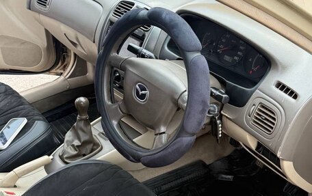 Mazda Familia, 2002 год, 200 000 рублей, 4 фотография