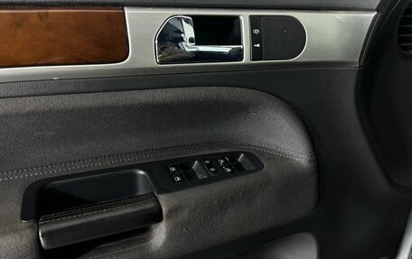 Volkswagen Touareg III, 2009 год, 1 197 000 рублей, 10 фотография