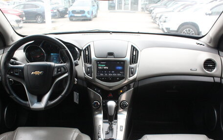 Chevrolet Cruze II, 2013 год, 647 000 рублей, 7 фотография