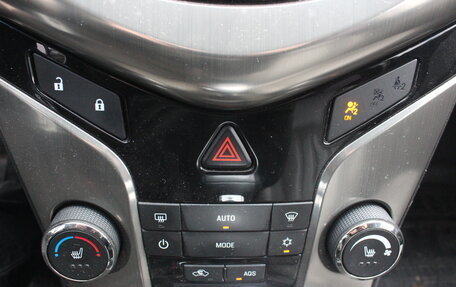 Chevrolet Cruze II, 2013 год, 647 000 рублей, 23 фотография