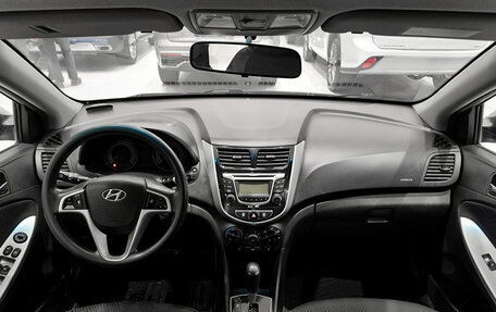 Hyundai Solaris II рестайлинг, 2013 год, 885 000 рублей, 17 фотография