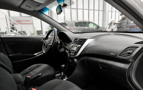 Hyundai Solaris II рестайлинг, 2013 год, 885 000 рублей, 13 фотография