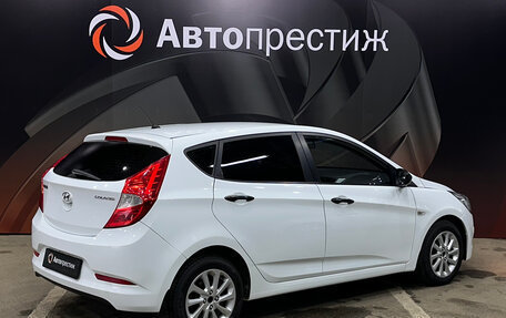 Hyundai Solaris II рестайлинг, 2015 год, 900 000 рублей, 4 фотография