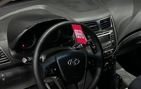 Hyundai Solaris II рестайлинг, 2015 год, 900 000 рублей, 7 фотография