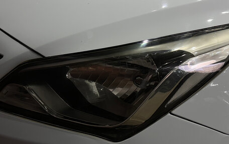 Hyundai Solaris II рестайлинг, 2015 год, 900 000 рублей, 11 фотография