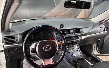 Lexus CT I рестайлинг, 2012 год, 1 390 000 рублей, 7 фотография