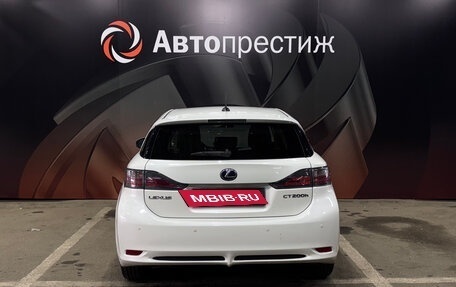 Lexus CT I рестайлинг, 2012 год, 1 390 000 рублей, 5 фотография