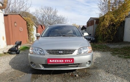 KIA Spectra II (LD), 2003 год, 180 000 рублей, 1 фотография