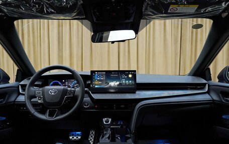 Toyota Camry, 2025 год, 4 600 000 рублей, 11 фотография