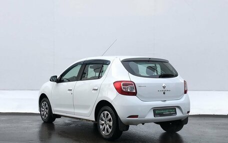 Renault Sandero II рестайлинг, 2015 год, 798 000 рублей, 7 фотография