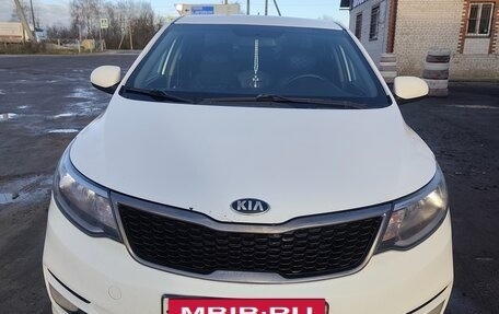 KIA Rio III рестайлинг, 2015 год, 550 000 рублей, 8 фотография