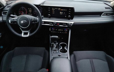 KIA K5, 2020 год, 2 070 000 рублей, 19 фотография