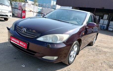 Toyota Camry V40, 2003 год, 600 000 рублей, 1 фотография