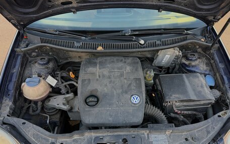 Volkswagen Polo IV рестайлинг, 2003 год, 230 000 рублей, 23 фотография