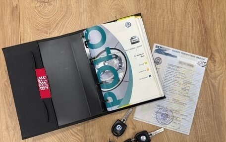 Volkswagen Polo IV рестайлинг, 2003 год, 230 000 рублей, 34 фотография