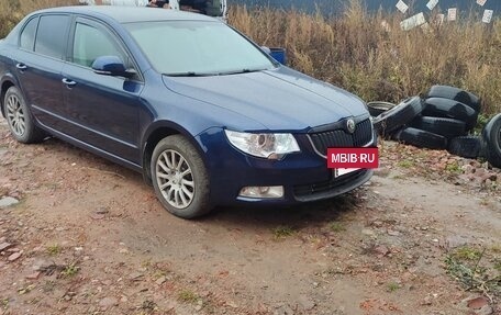 Skoda Superb III рестайлинг, 2011 год, 620 000 рублей, 2 фотография