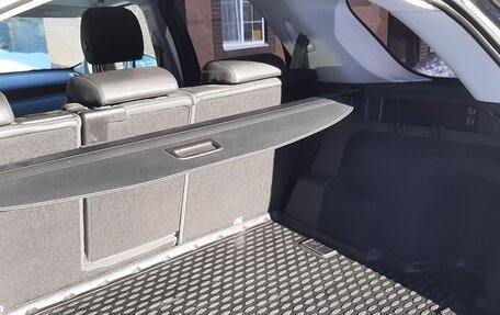 Land Rover Discovery Sport I рестайлинг, 2016 год, 2 330 000 рублей, 2 фотография