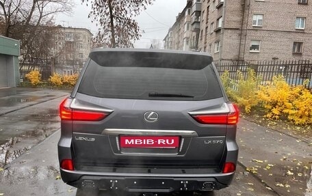 Lexus LX III, 2018 год, 9 999 999 рублей, 10 фотография