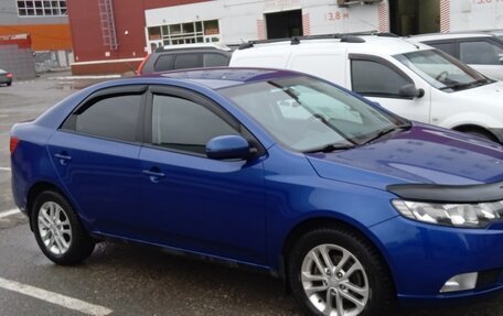 KIA Cerato III, 2010 год, 700 000 рублей, 3 фотография