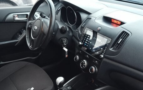 KIA Cerato III, 2010 год, 700 000 рублей, 11 фотография