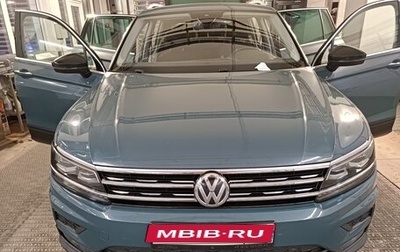 Volkswagen Tiguan II, 2019 год, 2 456 000 рублей, 1 фотография