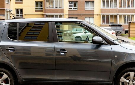 Skoda Fabia II, 2013 год, 800 000 рублей, 5 фотография