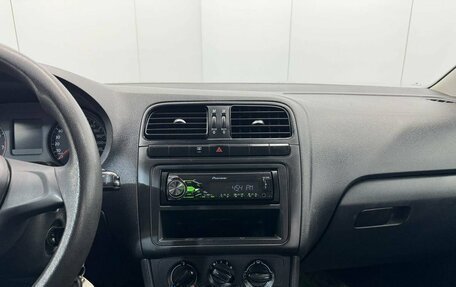 Volkswagen Polo VI (EU Market), 2016 год, 970 000 рублей, 15 фотография