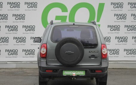 Chevrolet Niva I рестайлинг, 2015 год, 585 000 рублей, 6 фотография